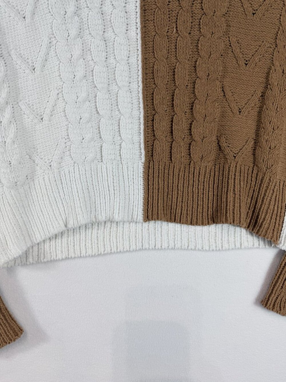 Derek Heart Women’s Small Brown Ivory Colorblock Cable Knit Cropped Sweater - Picture 8 of 15
